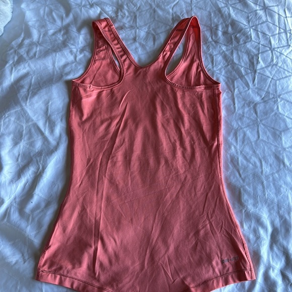Nike tank top​ - Picture 5 of 6
